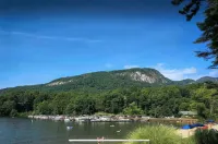 Charming Mountain View Cabin, Rumbling Bald, Lake Lure - Chalets