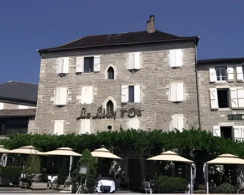 Logis Hôtels - Hôtel et Restaurant le Lion d'Or Hotels in Gramat