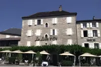 Logis Hôtels - Hôtel et Restaurant le Lion d'Or