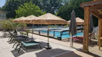 Les Cuves - Saintes - Pools