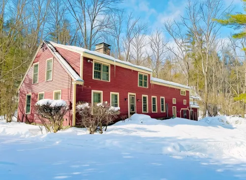 Restorative Mountain Sanctuary with Hot Tub, Minutes from the Mountains