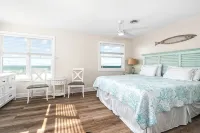Oceanfront Updated 5BR Duplex. Dog friendly! - 3-Sterne