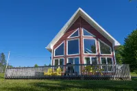 Victorian ocean front cottage on the shores of the highest tides in the world. - 3-Star