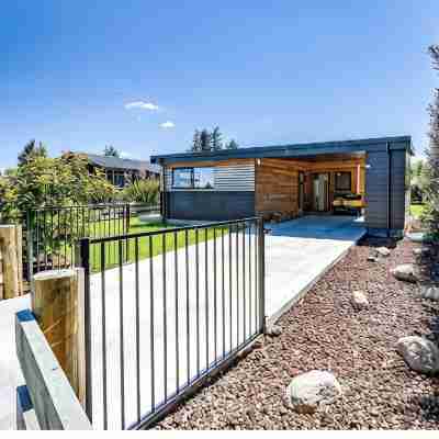 Large & cosy mid century modern Mountain luxury Others