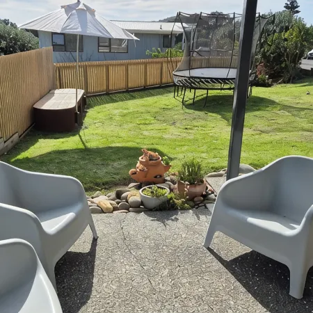 Vacay Hahei - 1 Bed Elevated Apartment a short walk to the beach