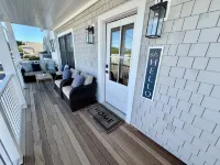 Downtown brand new construction 3 bed & 3 bath Hotels in Tisbury