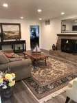 Spacious remodeled House off Main Street - พร้อมWifi