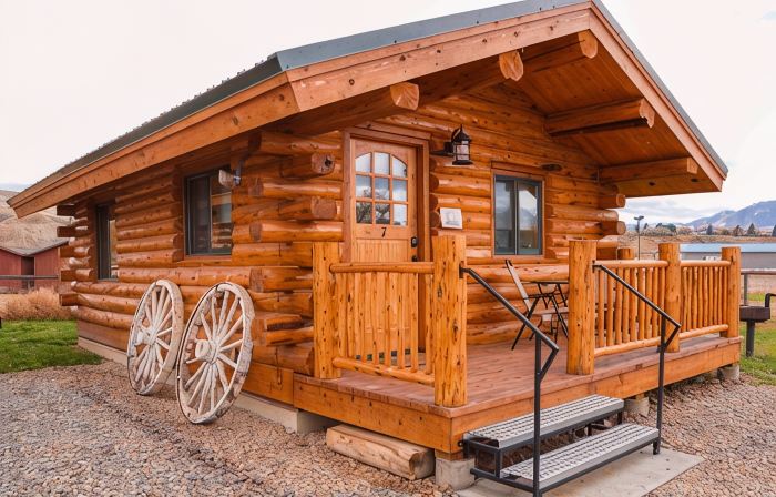 The Ranch House Cabin at J&J Cabins
