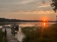 Sweet Retreat Cabin on Crane Lake with onsite parking and Air Conditioned! Hotele w: Crane Lake Township
