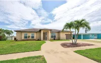 Waterfront Heated Pool Near Boca Grande and Siesta Beaches - Wifi