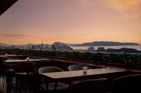 The Ritz-Carlton, Fukuoka - Mountain view