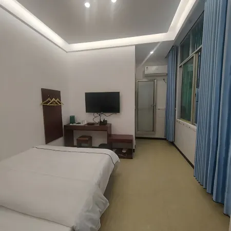Yiyue Hotel