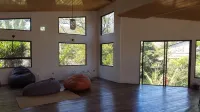 OutBox Inn - 2-Star