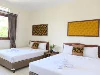 Taman Bukit Palem Resort Hotels in Caringin