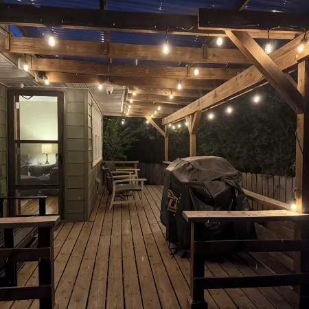 Mid-Century Modern on University Ave – Take a walk to OSU!!!