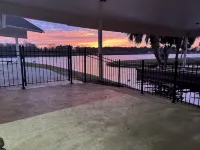 Lake Life Bungalow w/ pool & 3 Kayaks in Baymeadows Estates - Great Fishing!