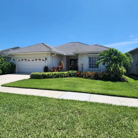 2 Bedroom + Den overlooking the Golf Course with Heated Salt Water Pool