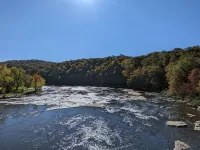 Stay In Ohiopyle & Relax in Town Near The GAP Trail, Hot Tub