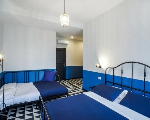 Nuccia Urban Loft Hotels near Materdei