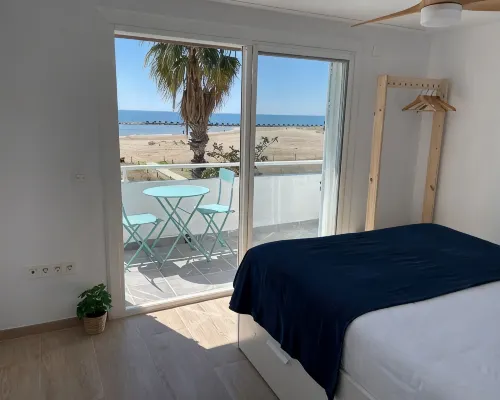 Beachfront Home · 5 Steps to the Sand · Large Private Terrace with Pergola · AC Hotéis em Cunit