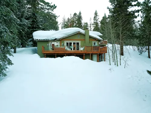 Cozy Heavenly Home w/Hot Tub, Views, Steam Room, Karaoke, Arcade - 2026 Remodel! - balcony