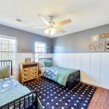 Large Beautifully decorated Cozy Family Home - Pet Friendly - Near Charlotte
