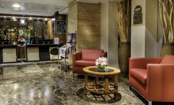 EXECUTIVE SUITES