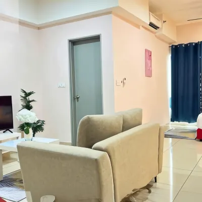 PremierHive - Smart Suites Cyberjaya Hotels near i-Tech Tower
