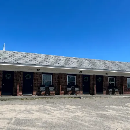Lincoln House Motel