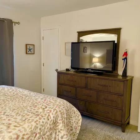On the Beach, Oceanfront, Dog Friendly Condo with Panoramic Views of the Gulf!