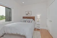 Townhome with Stunning Views & Modern Finishes - balcony