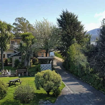 Te Anau Lakefront Backpackers