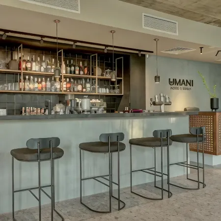 Umani Hotel - Free Beach - Free Parking