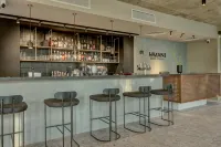 Umani Hotel - Free Beach - Free Parking - Bar