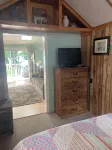 Lakefront Cozy Cottage