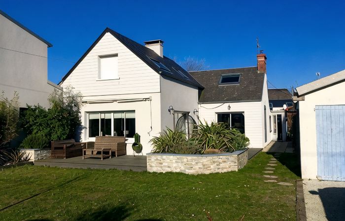 Villa 6 persons, 100 m from the sea