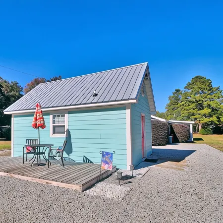 Sunnyside Inlet Cottage