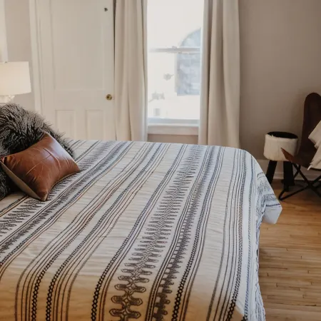 Charming 2-bedroom upper apartment in fabulous downtown Saint Charles, MN.