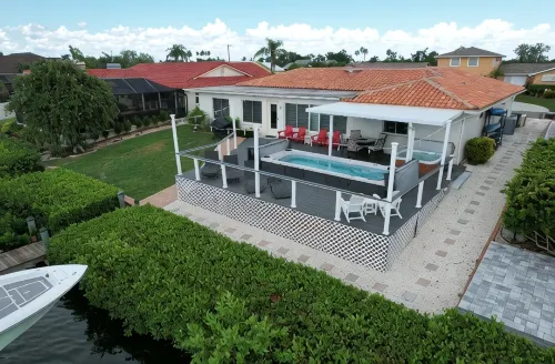 Beautiful Waterfront Home w/Access to Bay, Swim Spa Pool, Hot Tub,  Boat Dock.