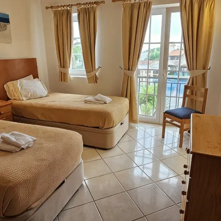 Townhouse in the Old Village, Vilamoura with direct access to the pool