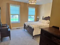 Spacious 4-bedroom house with fitness room one mile from Geist - Fishers - Homestays