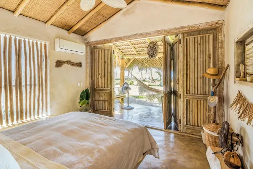 Casa Taina- 5 Bungalows, swimming pool- OCEANFRONT w/Butler and Chef