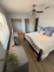 Charming 3-bedroom house with a ton of amenities. - 3-Star