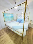 The Mini Golf Oasis king beds & Movie/Game room minutes to Fort Benning GA. - 4 stjerner