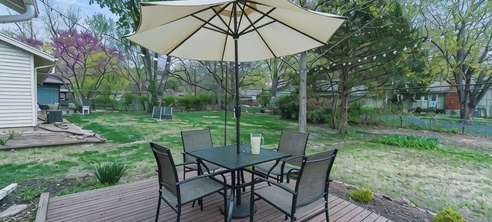 Family-Friendly Fifa Base Camp w/Game Room, Patio, & Firepit Ξενοδοχεία στην πόλη Johnson County