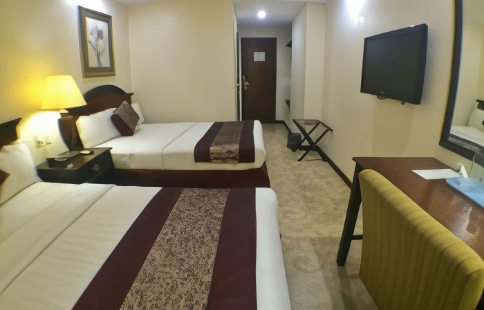 Cindy Kelly Hotel