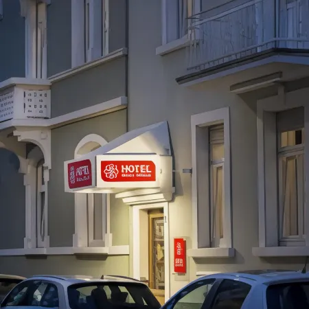 Hotel Mille Stelle City Отели рядом с достопримечательностью «Рыночная площадь (Marktplatz)»