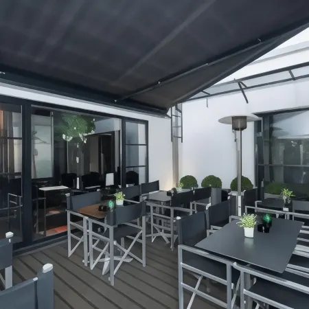 Yooma Urban Lodge