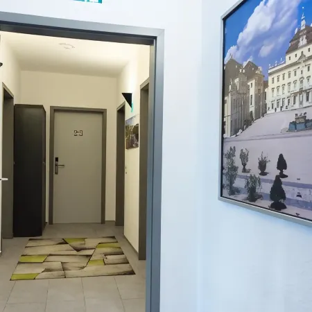 Cocco-Bello Smart Check-in Hotel