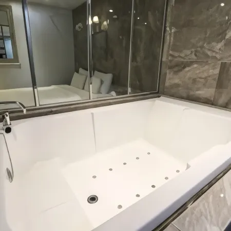 Ulsan Daldong Hotel H2 (Formerly Yaja Ulsan Daldong Branch) Отели рядом с достопримечательностью «Музей Ульсана»